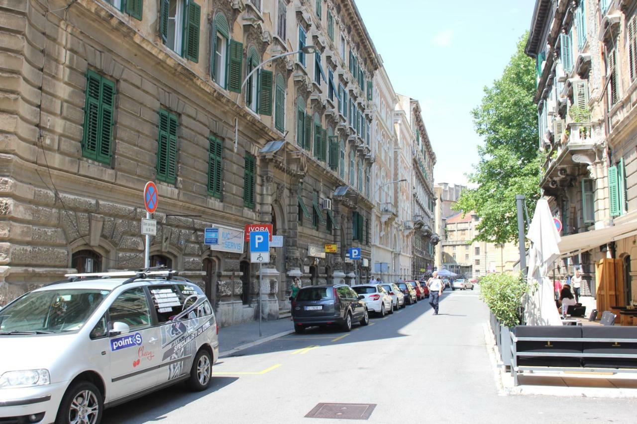 Cozy Apartment In Center Of Rijeka Exterior foto